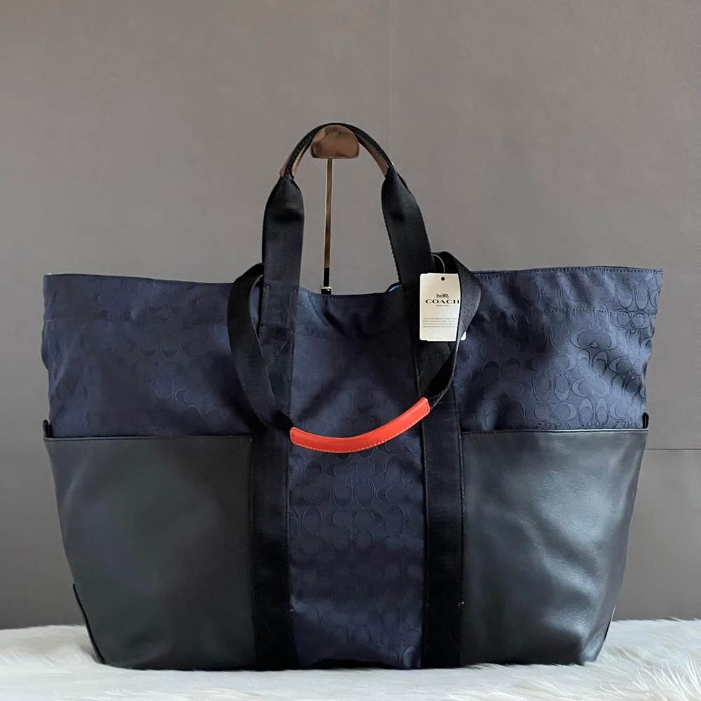 93824- Coach Reversible Pacer Tote In Signature Cordura Fabric With Coach Patch - Picture 7 of 16